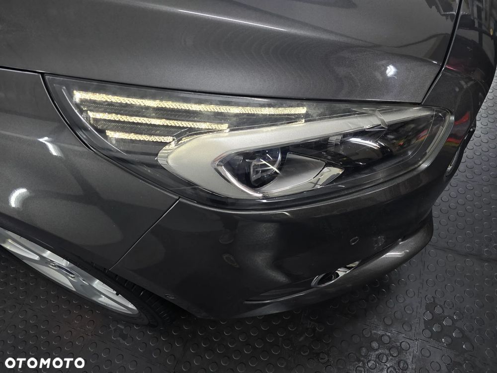 Ford S-Max 2.0 TDCi Titanium PowerShift - 36