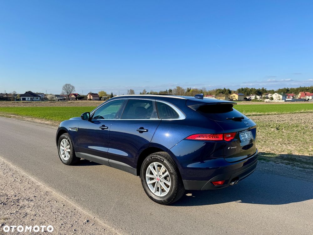 Jaguar F-Pace 20d AWD Pure - 25