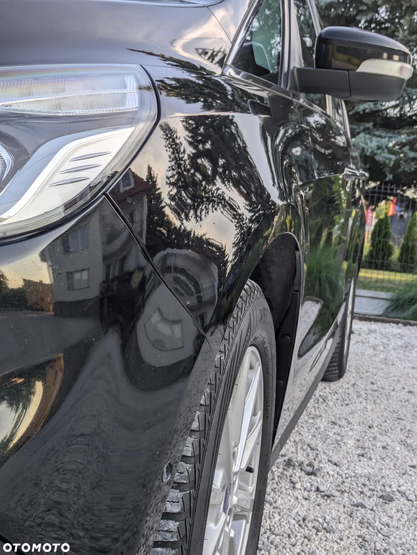 Ford S-Max - 13