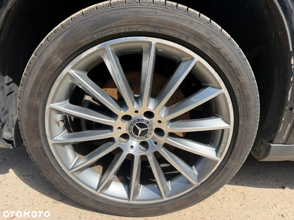 Mercedes-Benz GLA 250 4Matic 8G-DCT AMG Line - 32