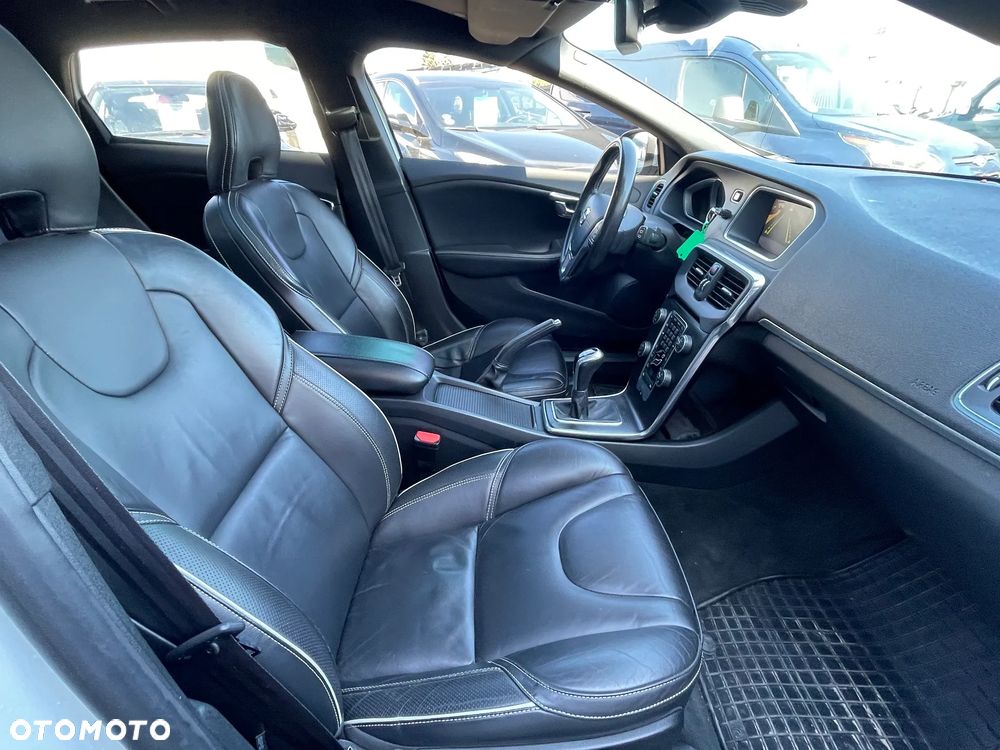 Volvo V40 D3 RDesign - 14