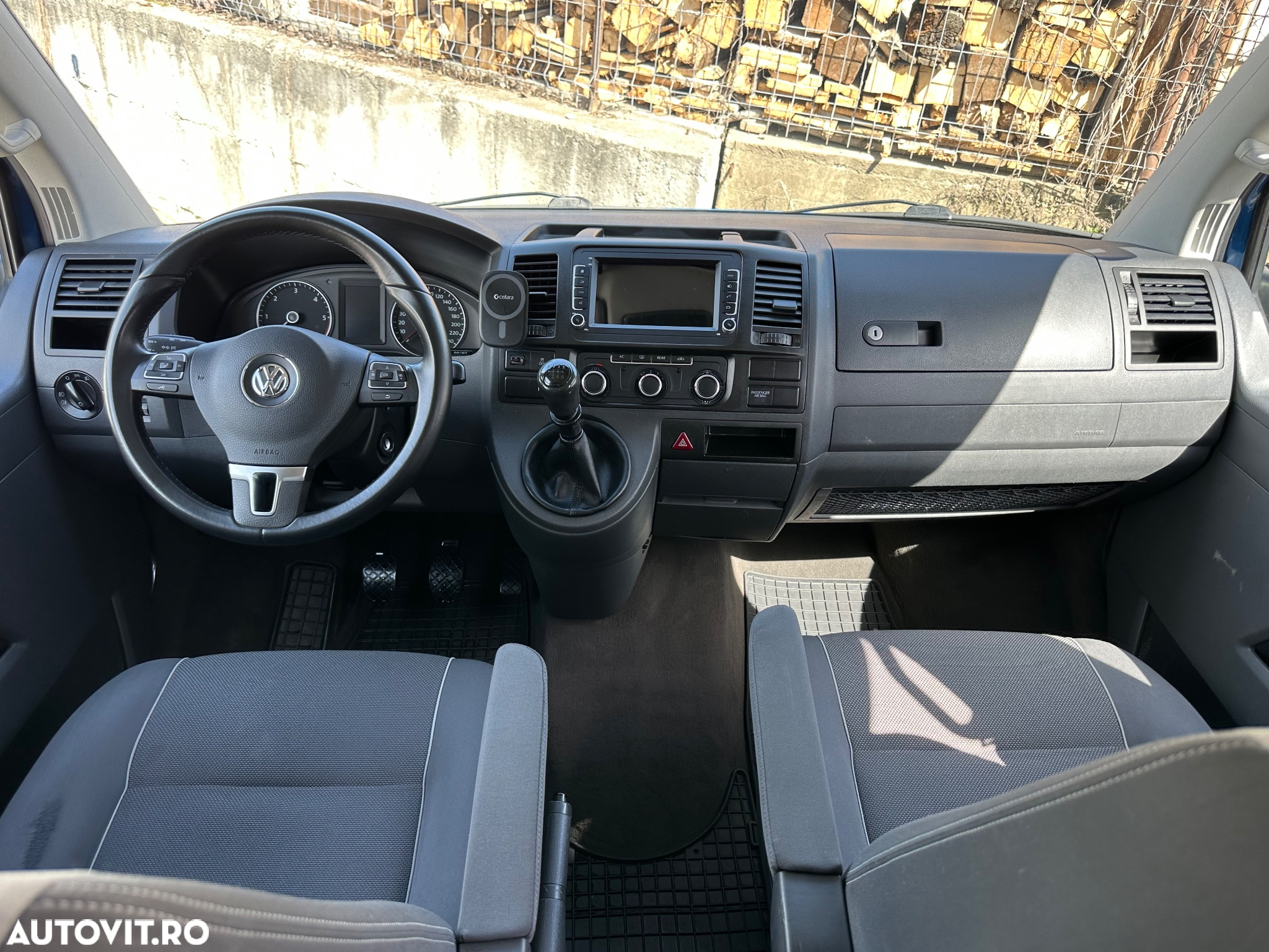Volkswagen Multivan - 6