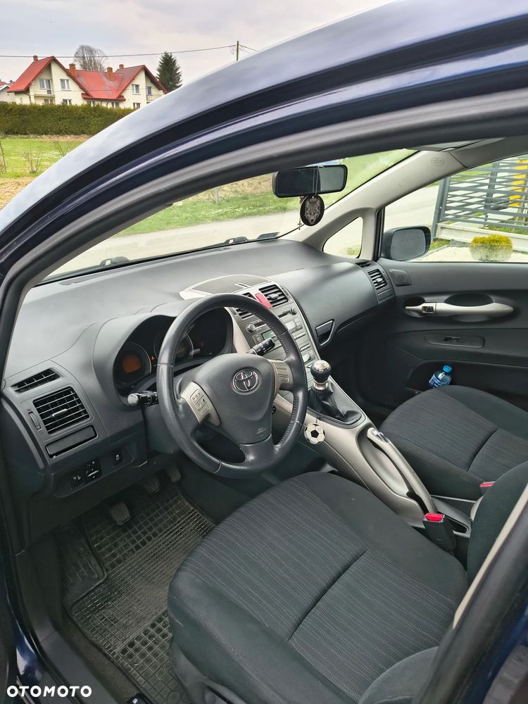 Toyota Auris 2.0 D-4D Prestige - 15