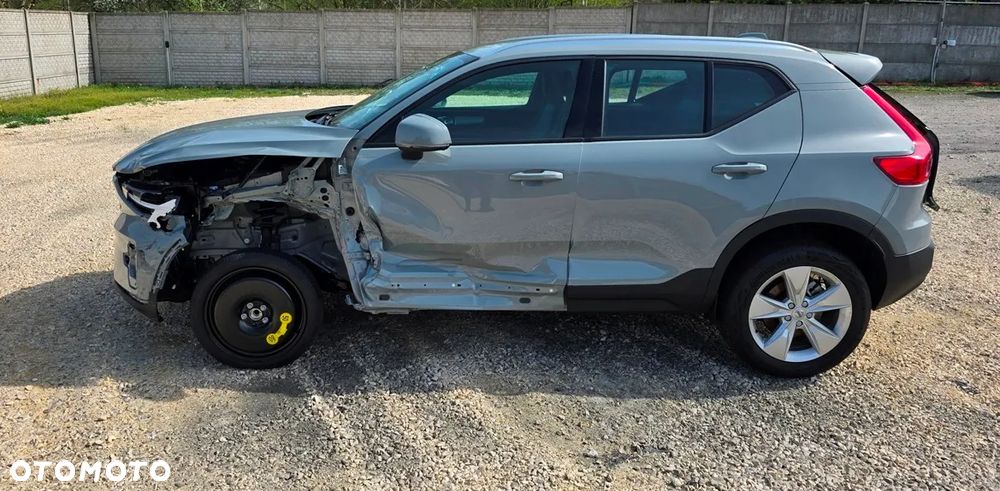 Volvo XC 40 B3 Essential - 15