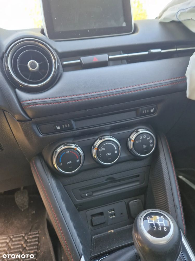 Mazda 2 SKYACTIV-G 115 (i-ELOOP) Sports-Line - 12