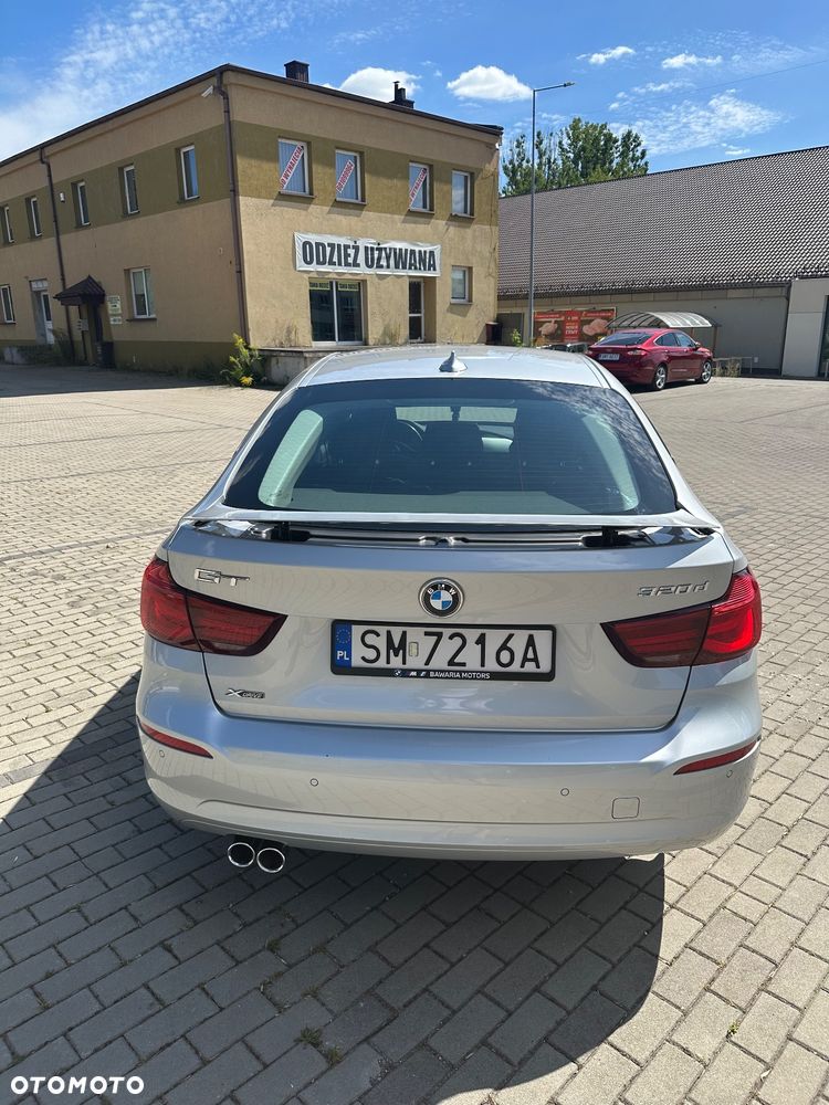 BMW Seria 3 320d xDrive - 6