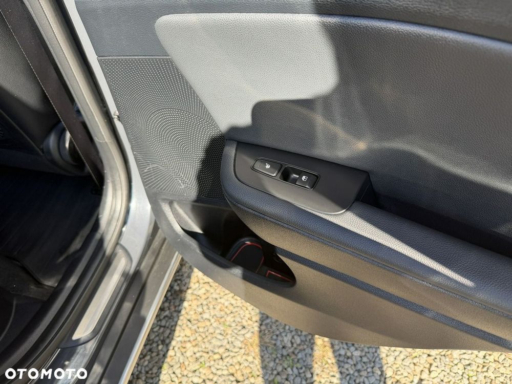 Kia XCeed 1.6 GDI PHEV XL DCT - 38