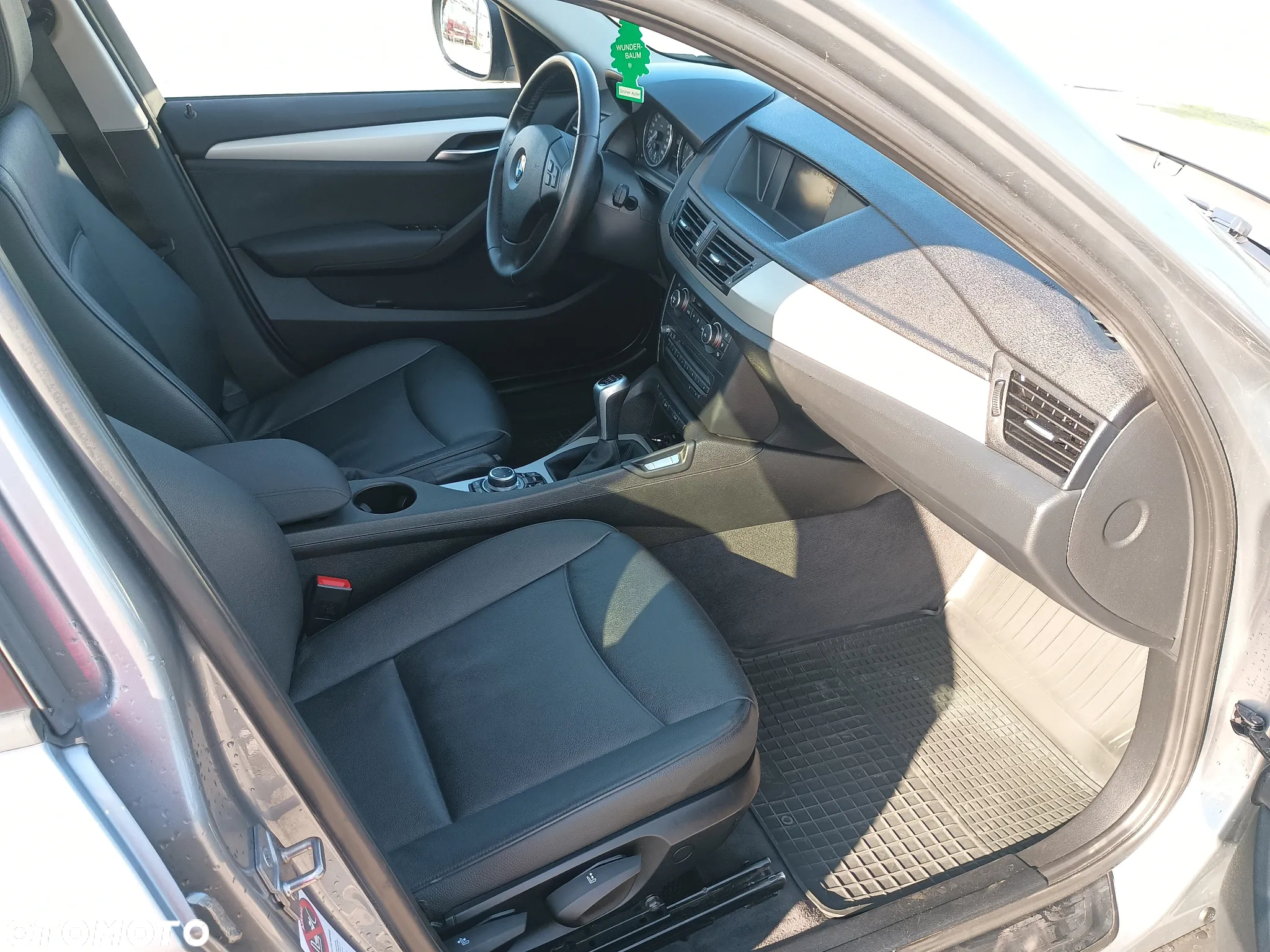 BMW X1 - 12