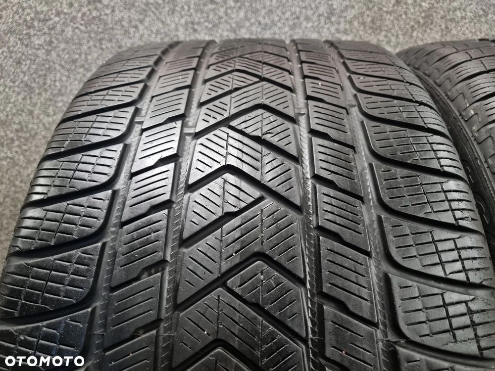 Opony Zimowe Pirelli Scorpion Winter 305/35/21 109 V XL 2szt. - 2