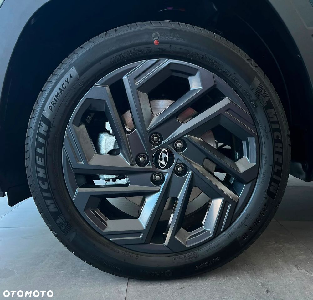 Hyundai Tucson 1.6 T-GDi HEV Smart Black 2WD - 6