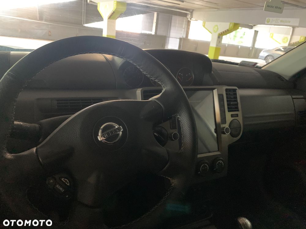 Nissan X-Trail - 4
