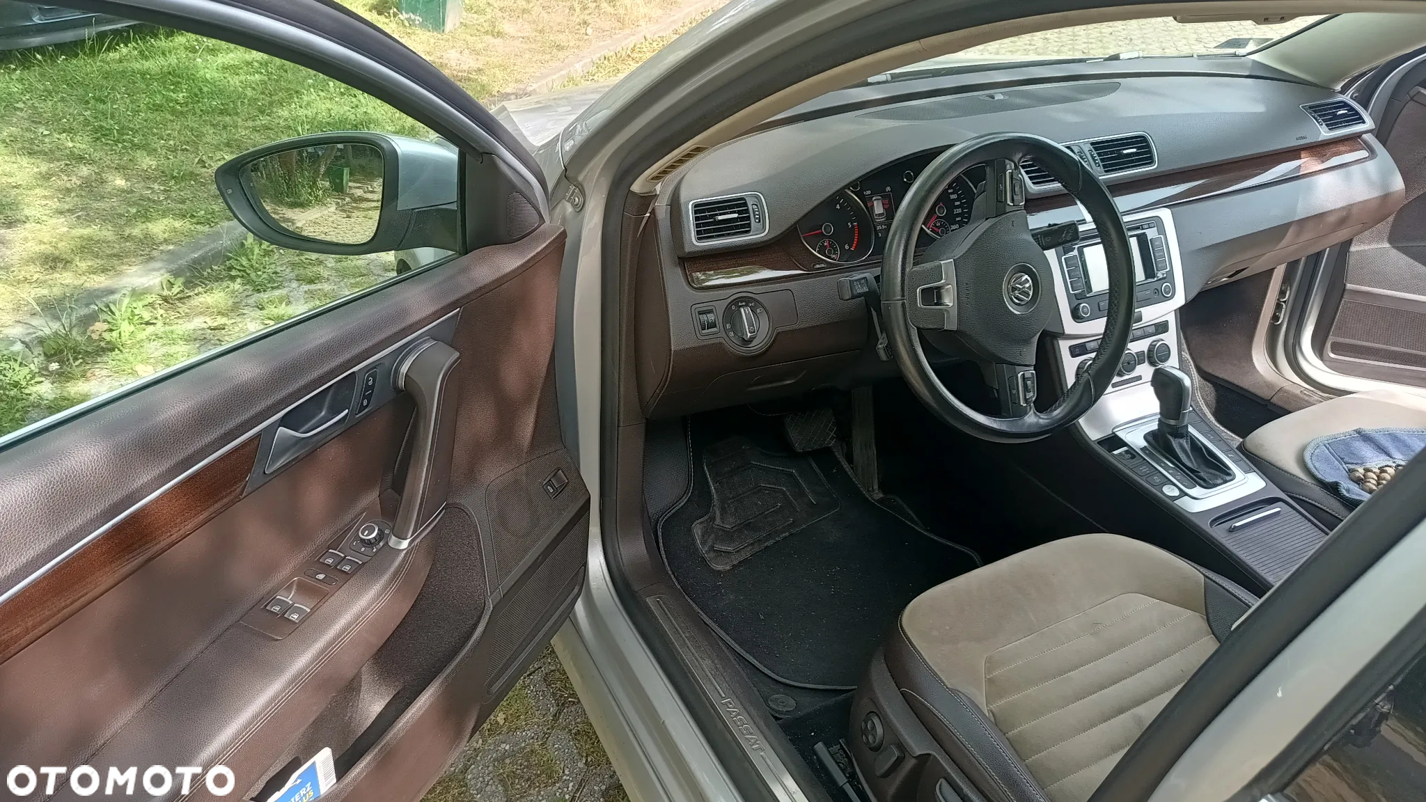 Volkswagen Passat 2.0 TDI Highline DSG - 18