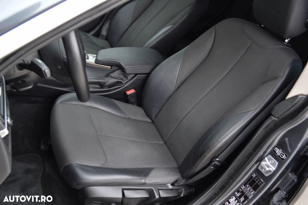 BMW Seria 3 320d xDrive Aut. Luxury Line - 30