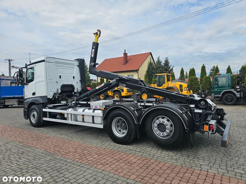 Mercedes-Benz ACTROS 2545 HAKOWIEC HYVA 22tony 6X2 Salon PL! - 17