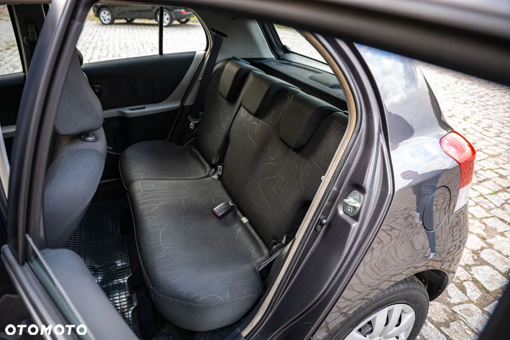 Toyota Yaris 1.0 Luna A/C - 18