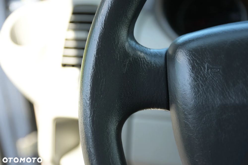 Renault Trafic - 28