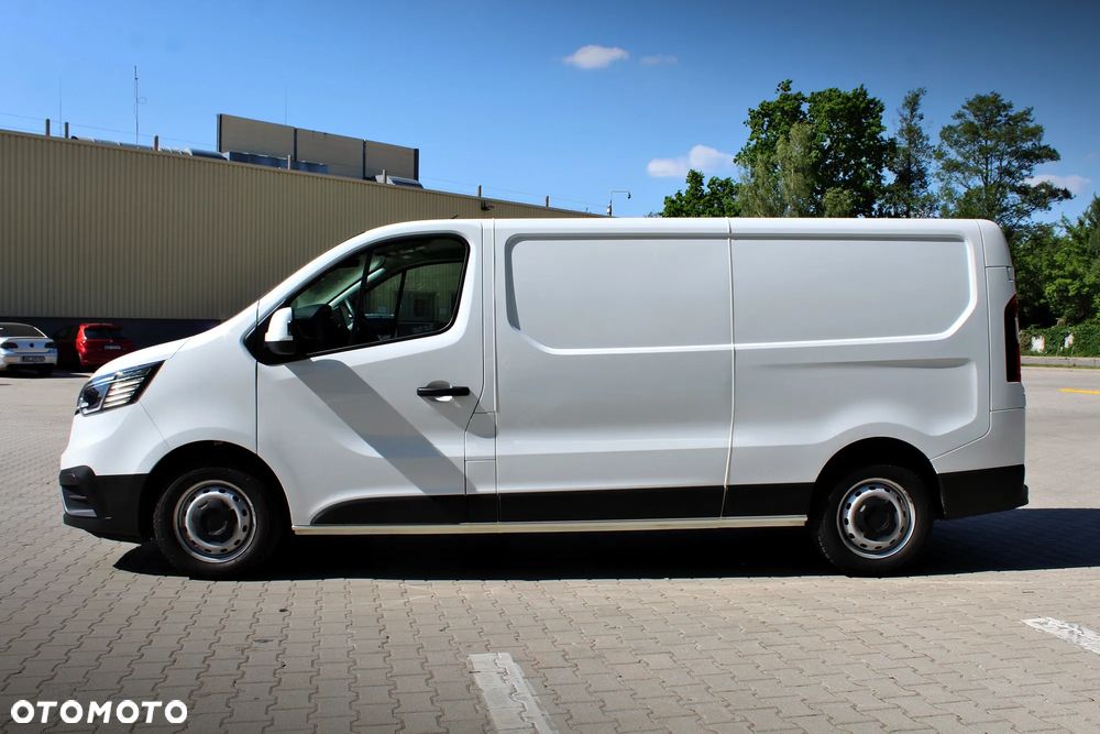 Renault Trafic L2H1 Long - 11