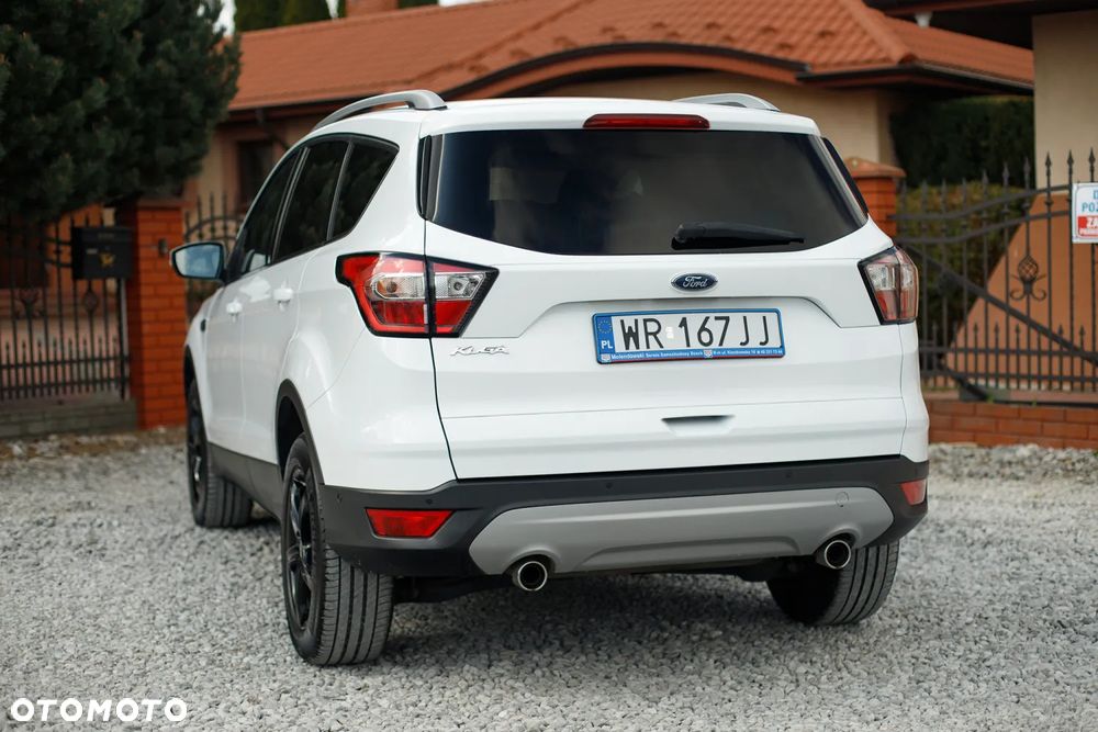 Ford Kuga 2.0 TDCi 2x4 Titanium - 11
