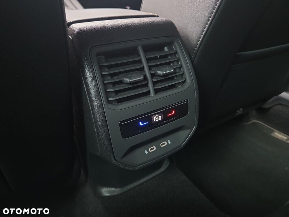 Cupra Leon 1.5 eTSI mHEV DSG - 16