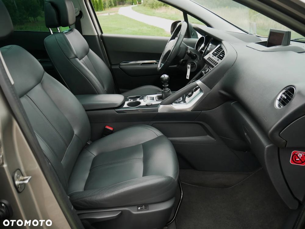 Peugeot 3008 1.6 HDi Premium - 19