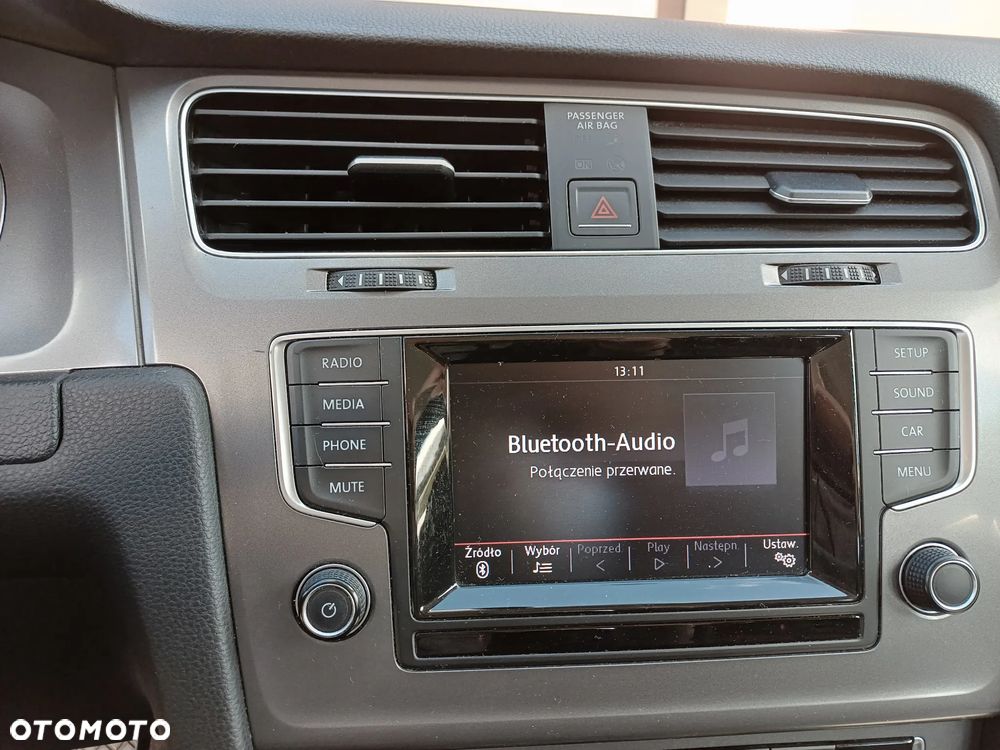 Volkswagen Golf - 31