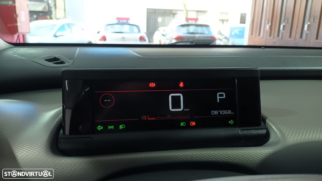 Citroën C4 Cactus 1.2 PureTech Shine EAT6 - 25