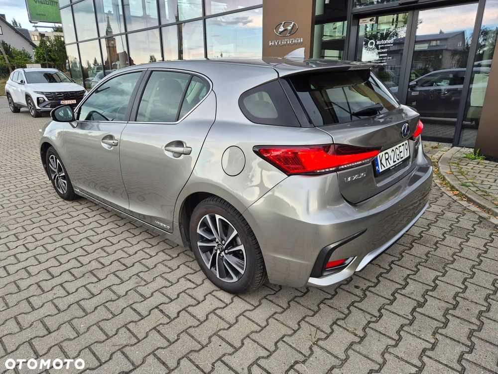 Lexus CT Standard - 8