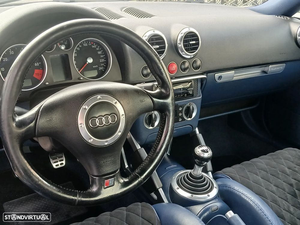 Audi TT Coupé 1.8 T quattro - 21