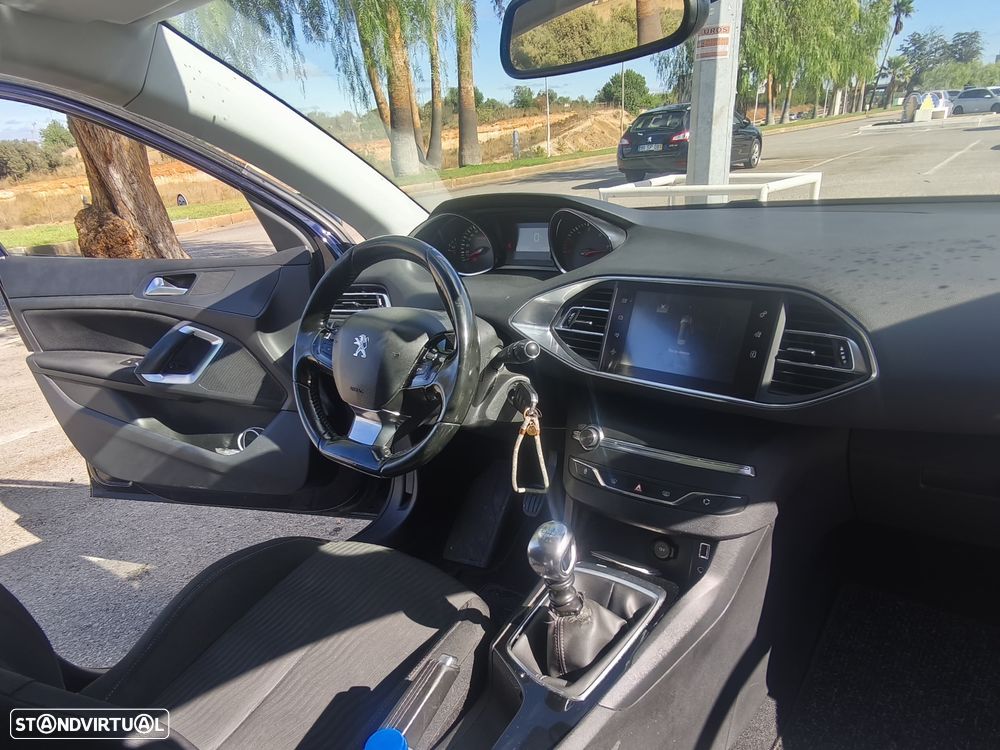 Peugeot 308 SW 1.6 BlueHDi Style - 14