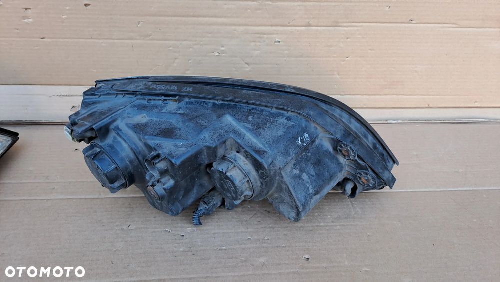 KIA SORENTO 2002-09 PRAWA LEWA LAMPA USA - 8