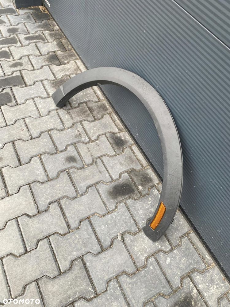 Ford Mustang Mach-E listwa błotnika lewa tył LJ8B-R286D03 - 3