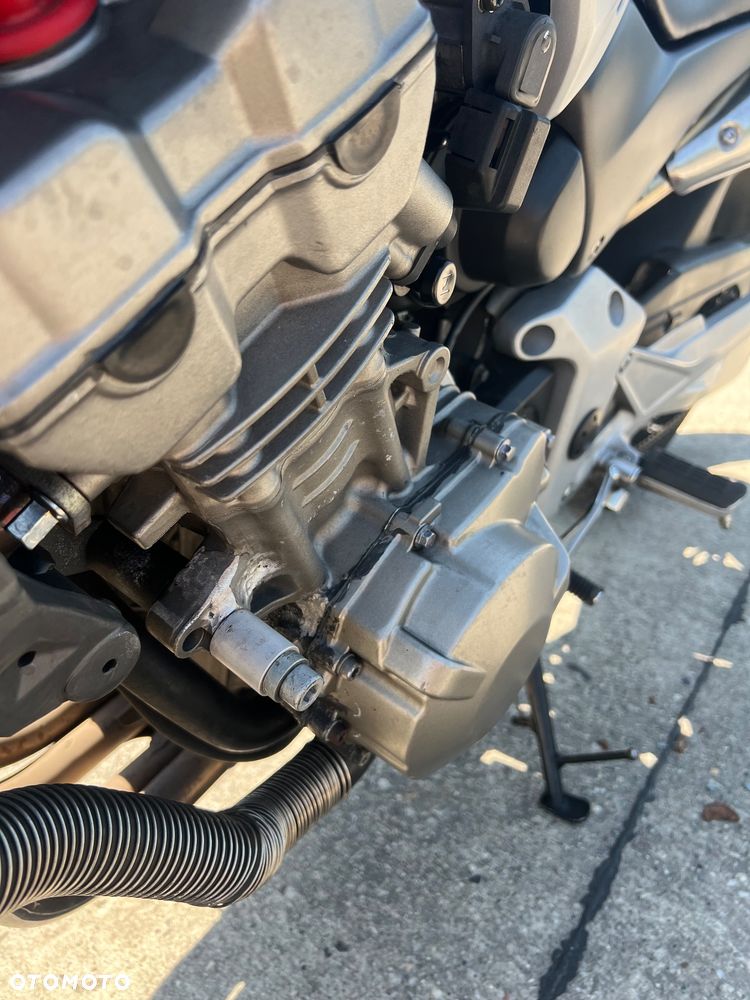 Honda Hornet - 10