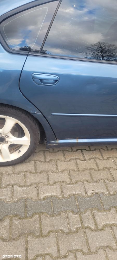Subaru Legacy 2.5i AT - 4
