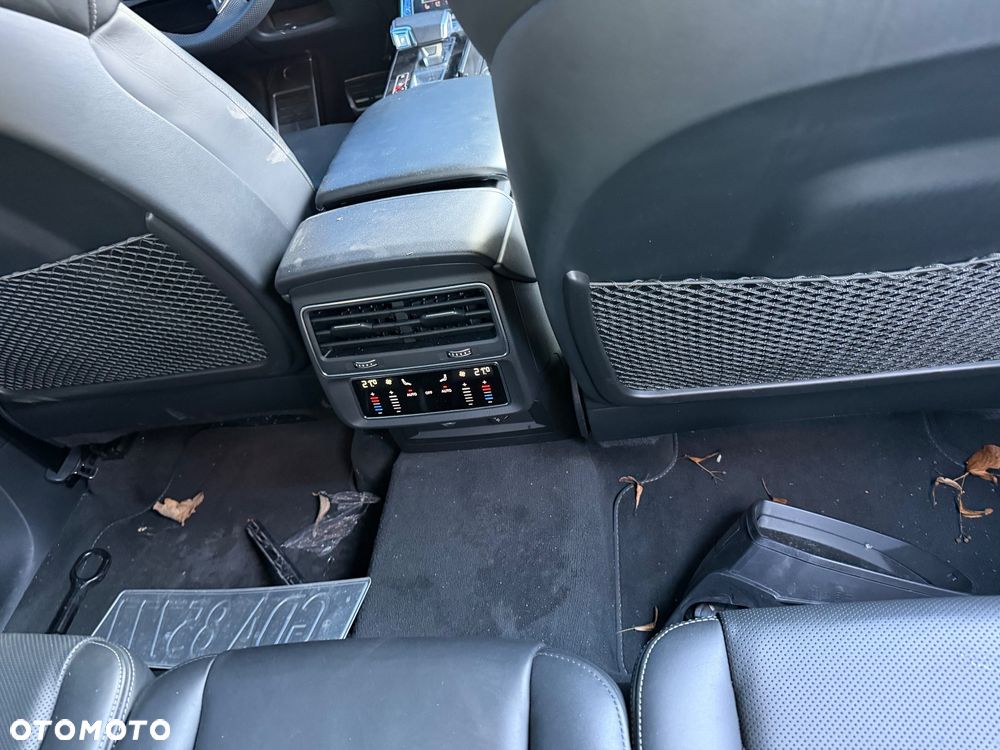 Audi Q7 50 TDI mHEV Quattro Black Edition Tiptr - 32