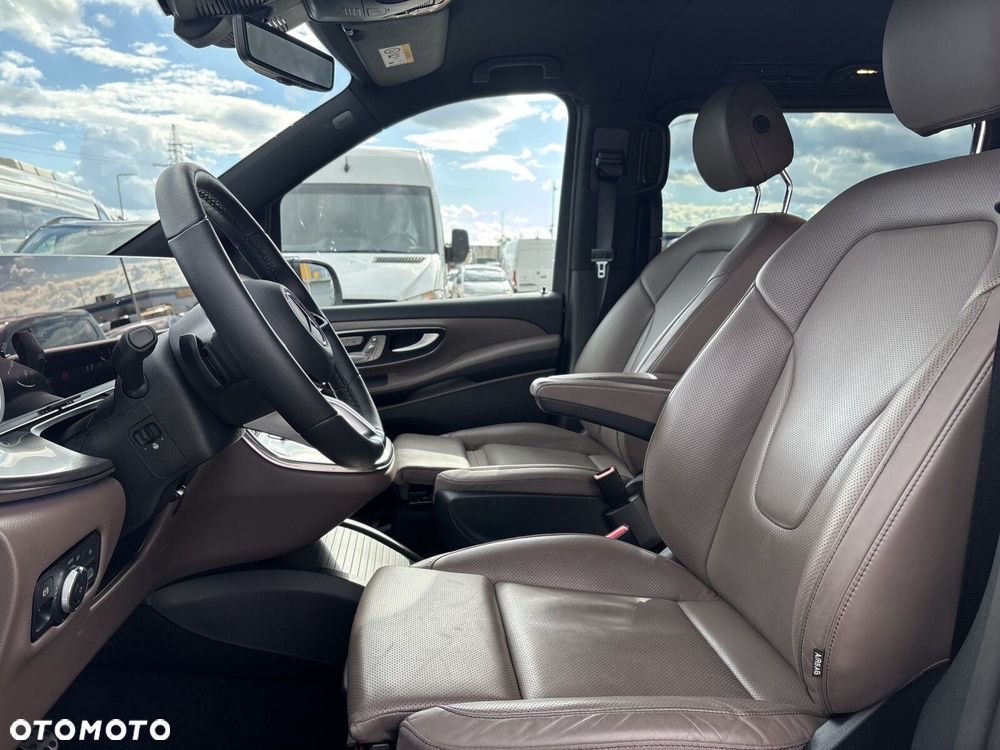 Mercedes-Benz Klasa V 300 d 4-Matic 9G-Tronic Exclusive (d³ugi) - 17