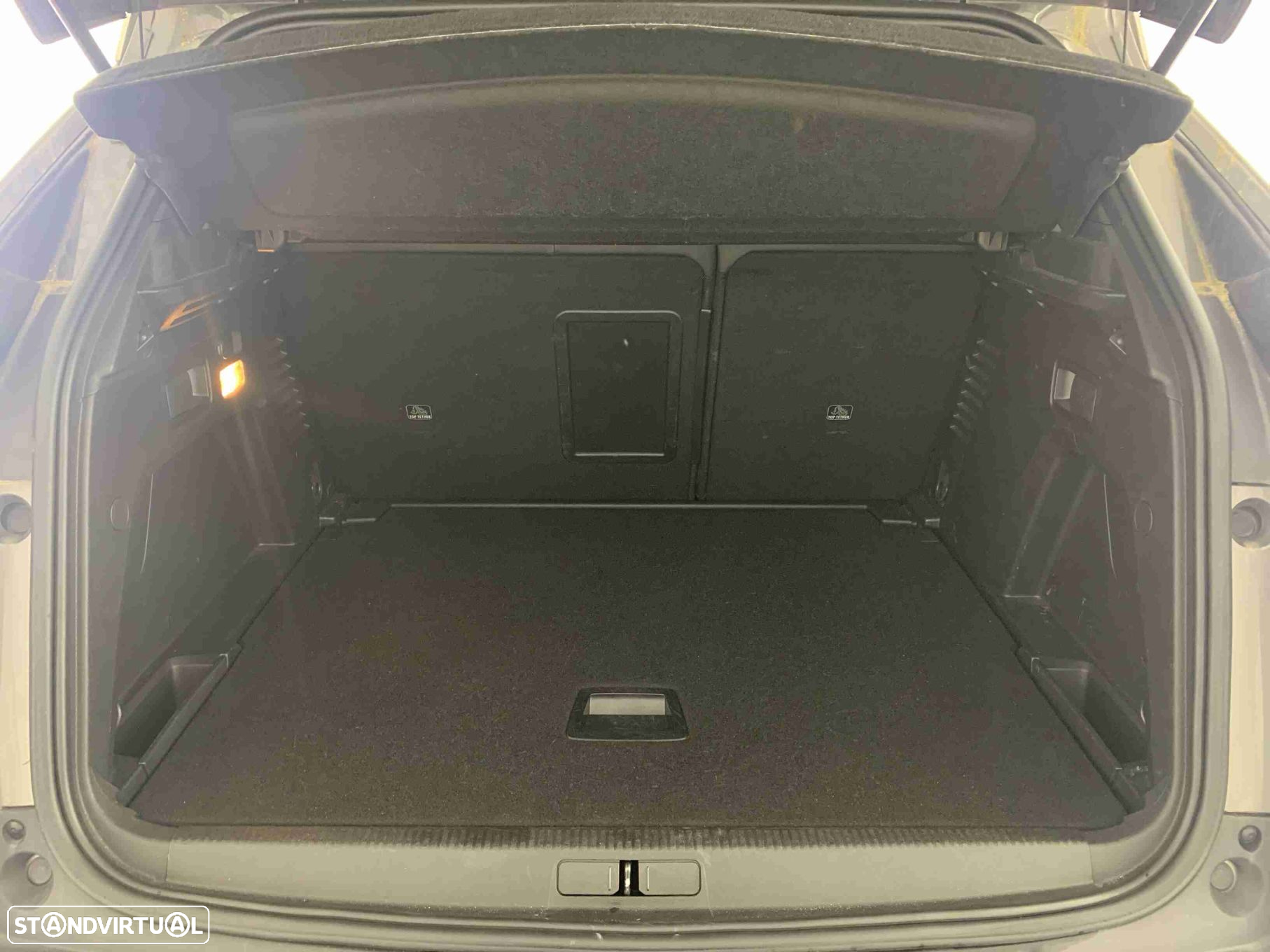 Peugeot 3008 1.5 BlueHDi Allure Pack EAT8 - 14