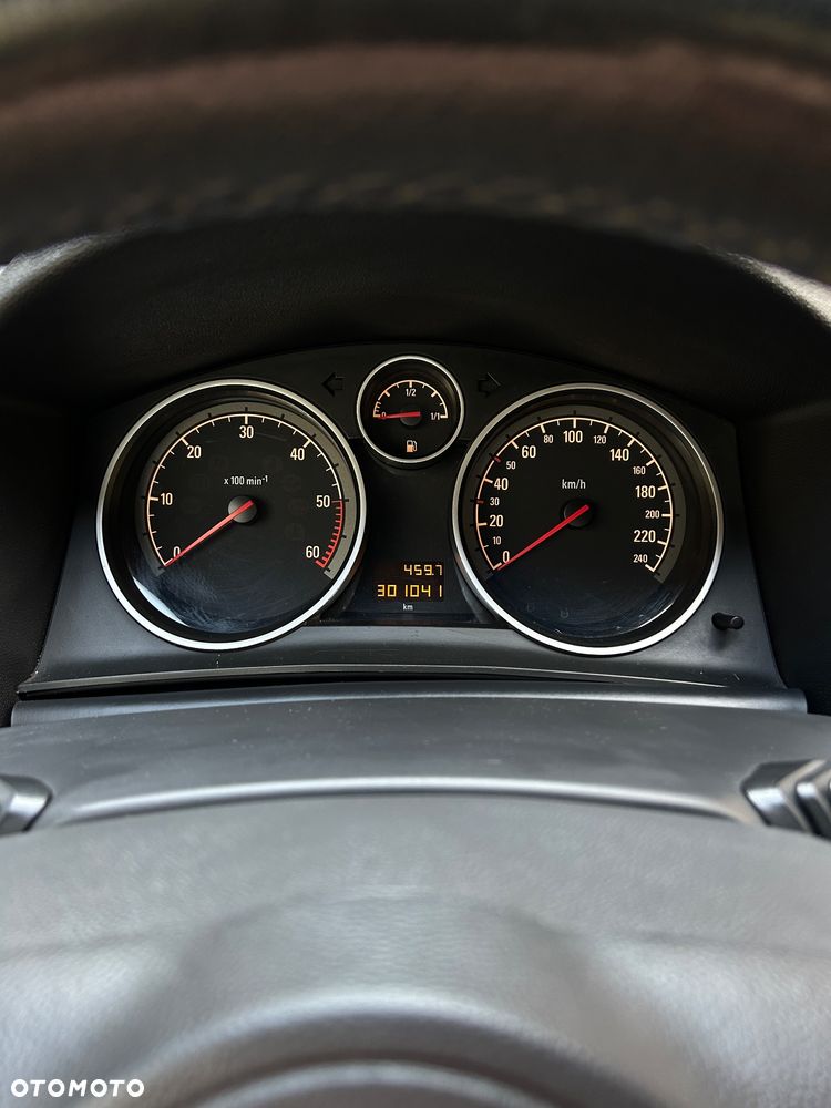 Opel Astra 1.9 CDTI Edition 111 Jahre - 8