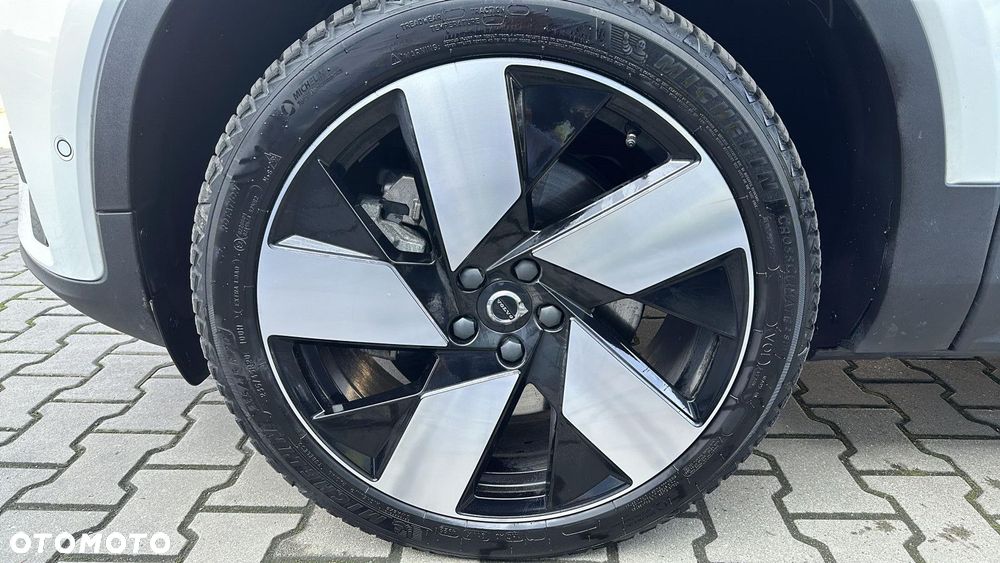 Volvo C40 - 12