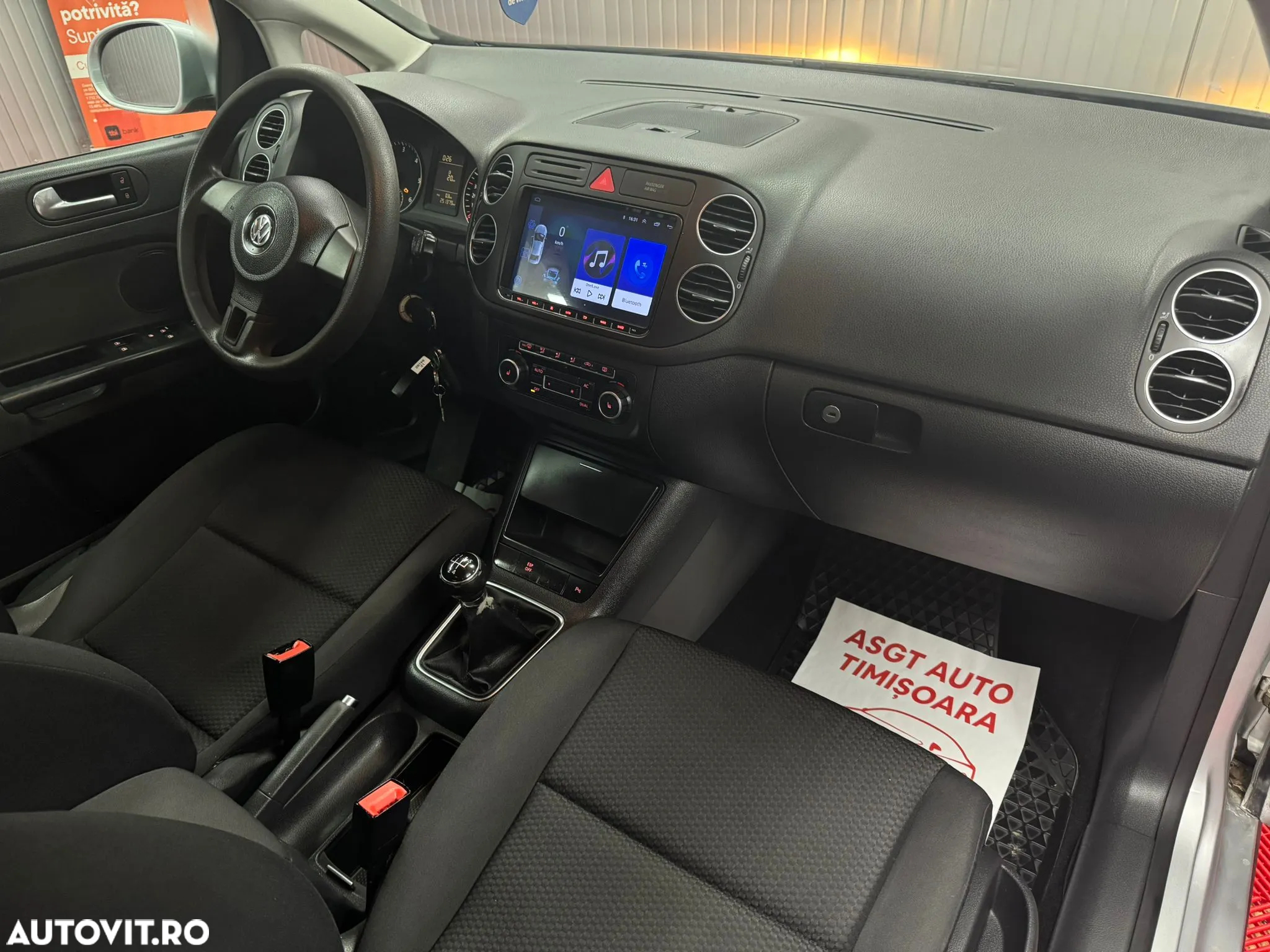 Volkswagen Golf Plus - 8