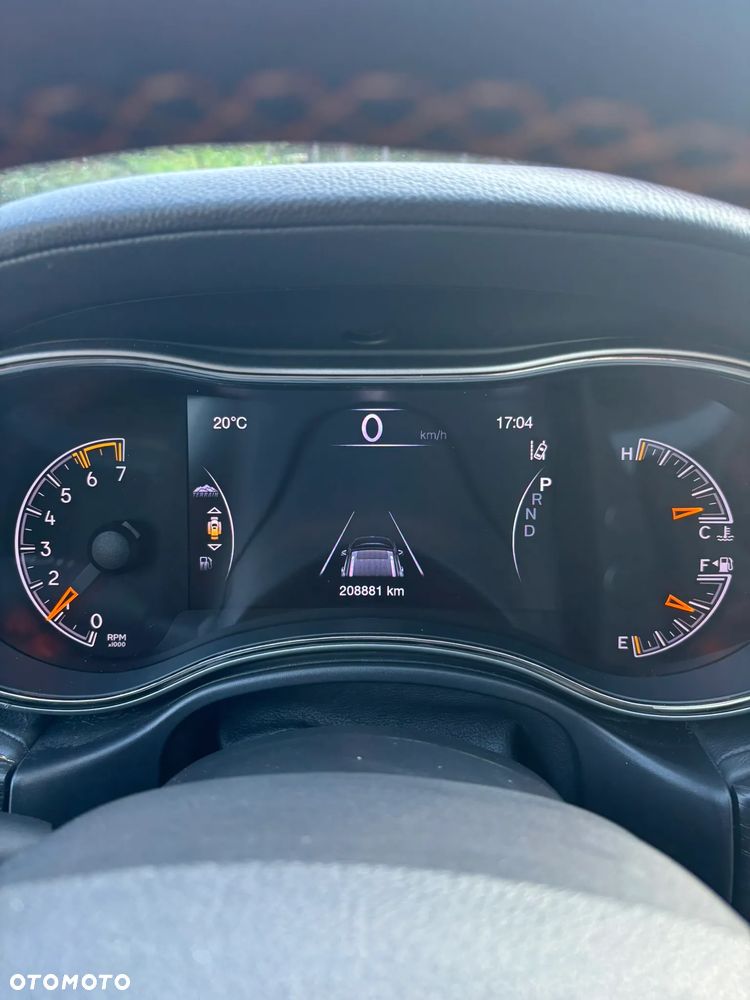 Jeep Grand Cherokee 5.7 V8 HEMI 4WD Automatik Overland - 16