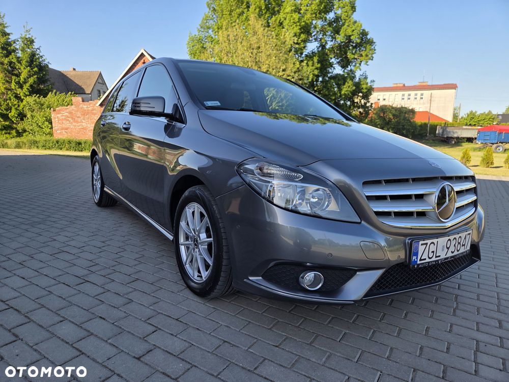 Mercedes-Benz Klasa B 180 7G-DCT - 8