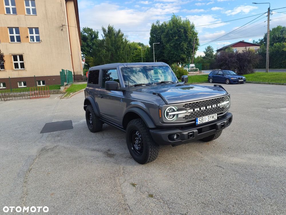 Ford Bronco - 37