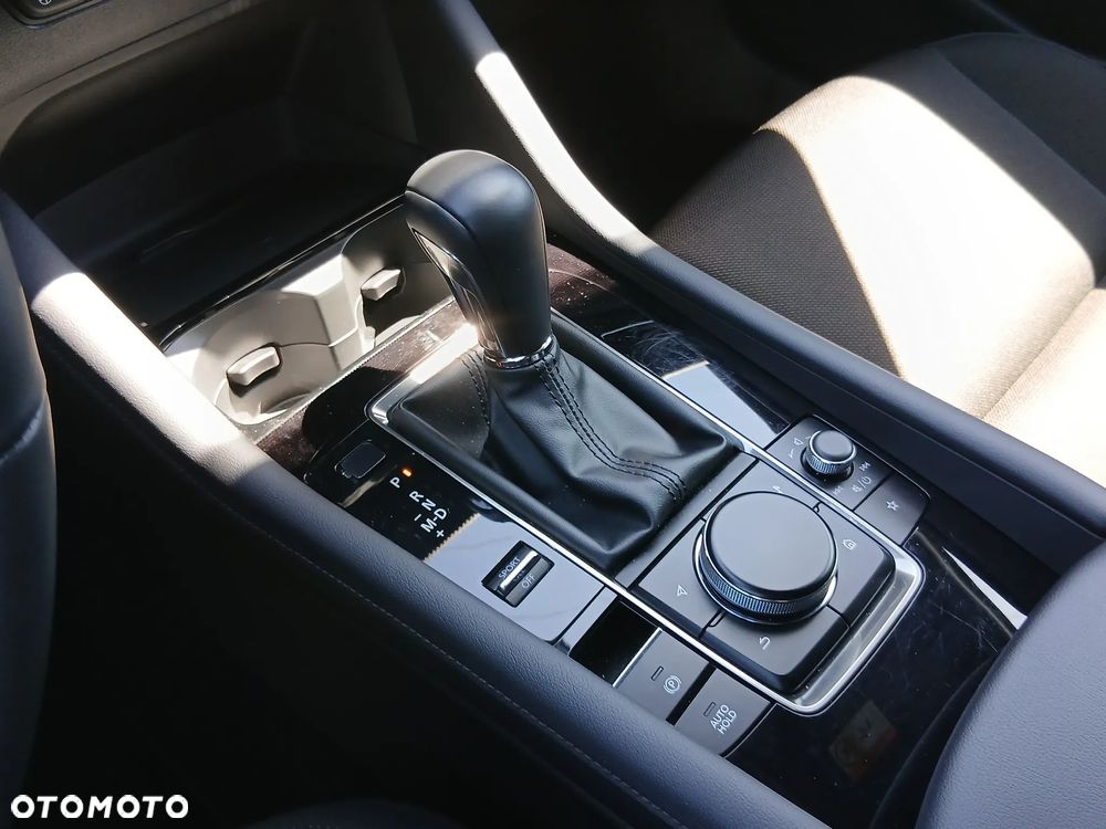 Mazda 3 2.0 mHEV Centre-Line - 10