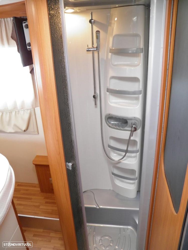 Giottiline G-Line 938 (Cama central) - 18