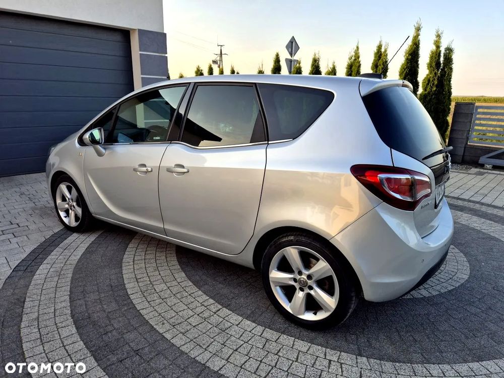 Opel Meriva - 10