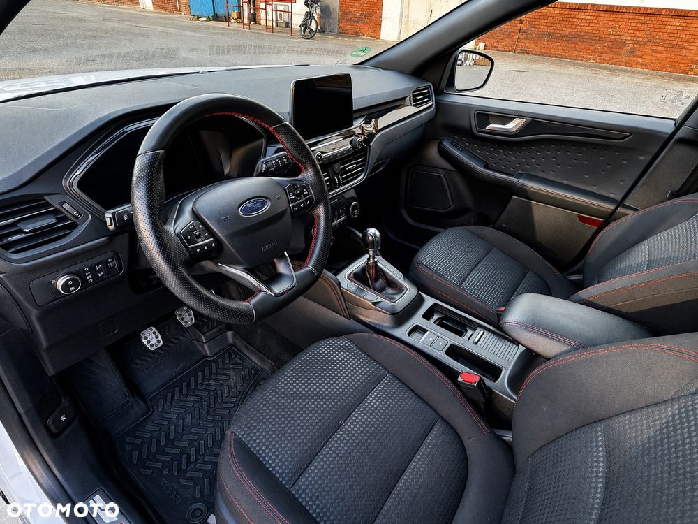Ford Kuga 1.5 EcoBlue ST-LINE - 14