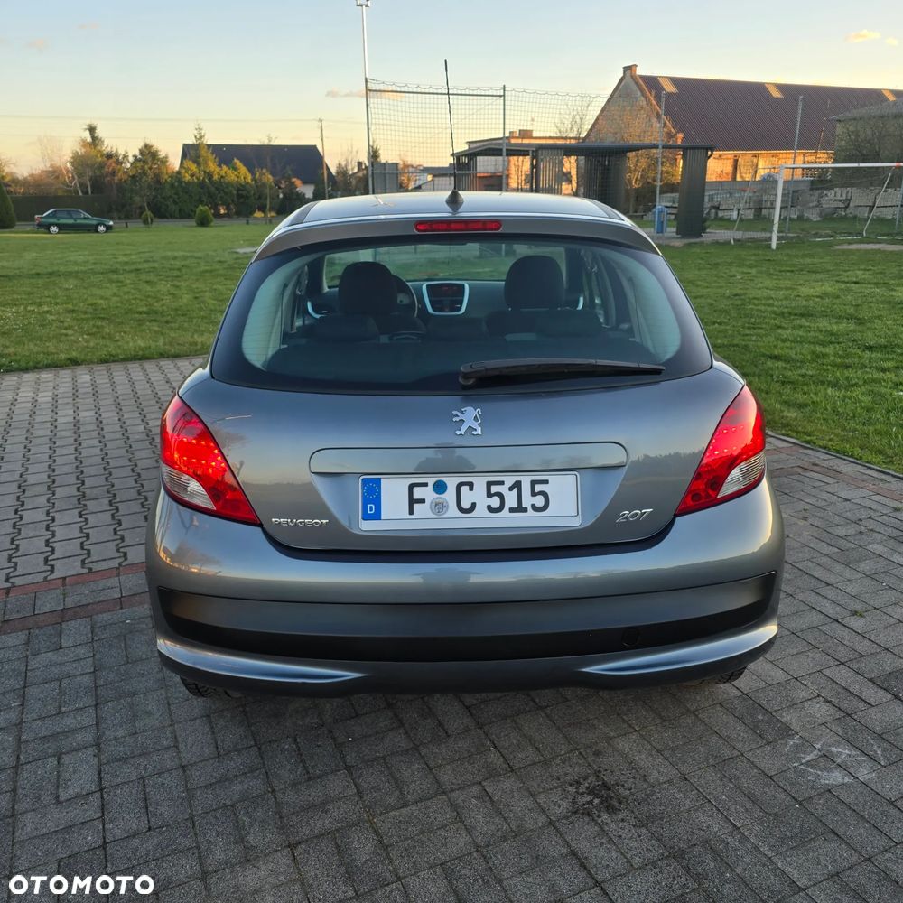 Peugeot 207 75 forever - 9