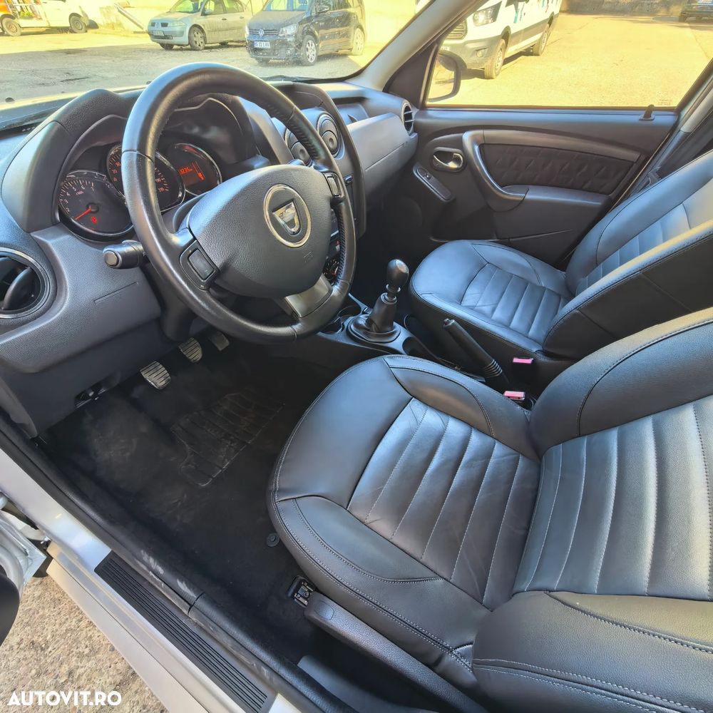 Dacia Duster 1.5 dCi 4x2 Prestige - 8