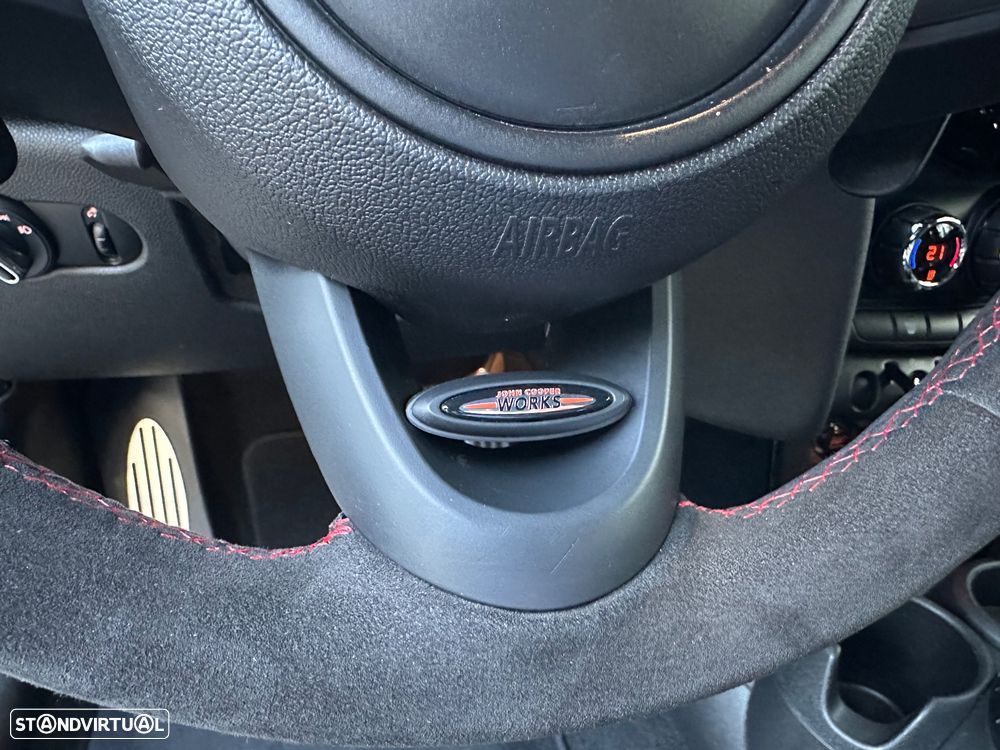 MINI 3 Portas John Cooper Works Auto Desportiva - 19