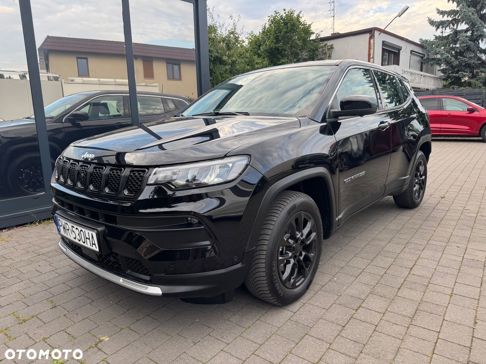 Jeep Compass 1.5 GSE T4 48V e-Hybrid Automatik Night Eagle - 2